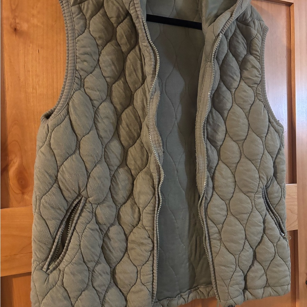 Source Unknown Quilted Vest in Olive Green